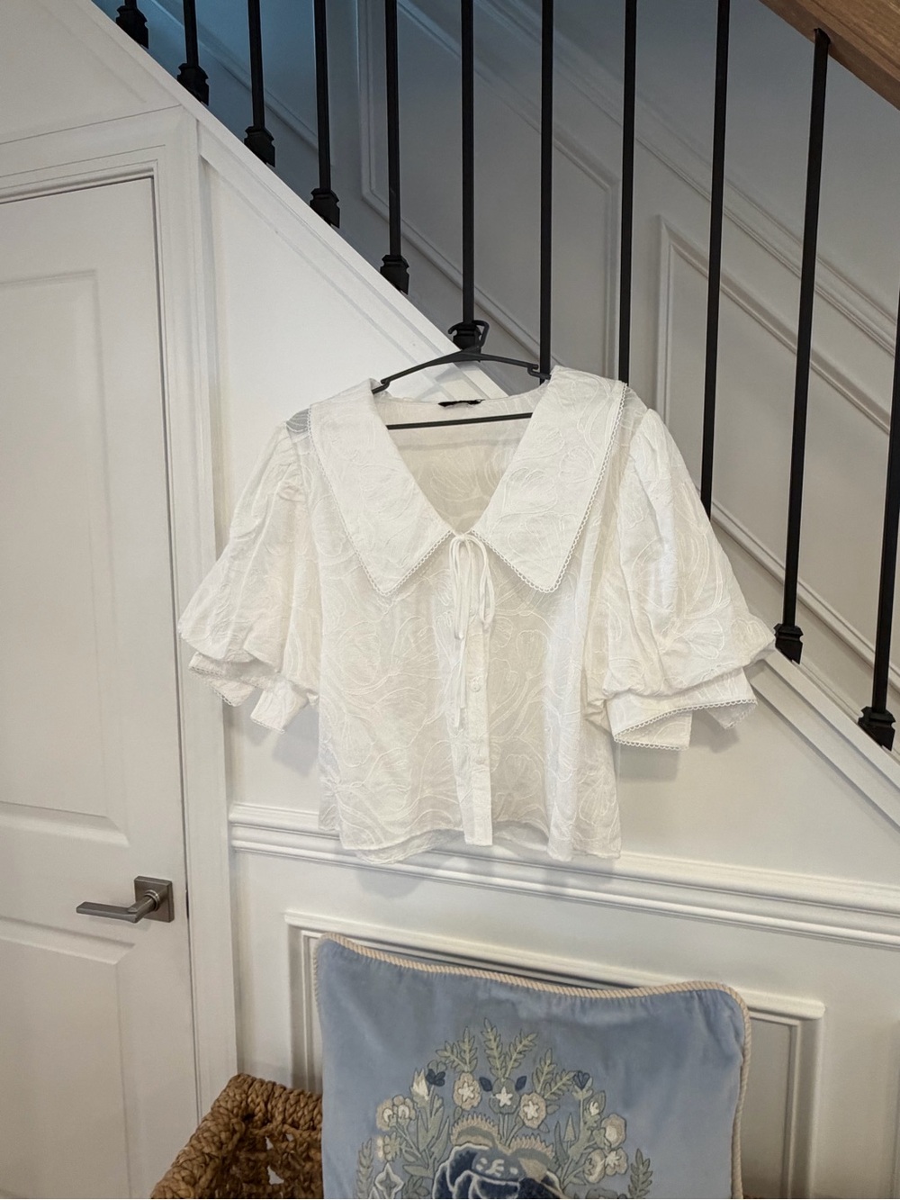 ZARA Women's White Eyelet Puff Sleeve Blouse